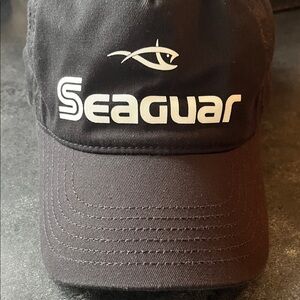 Seaguar Black Cap mens adjustable